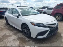 4T1G11AK4MU588402 2021 TOYOTA CAMRY