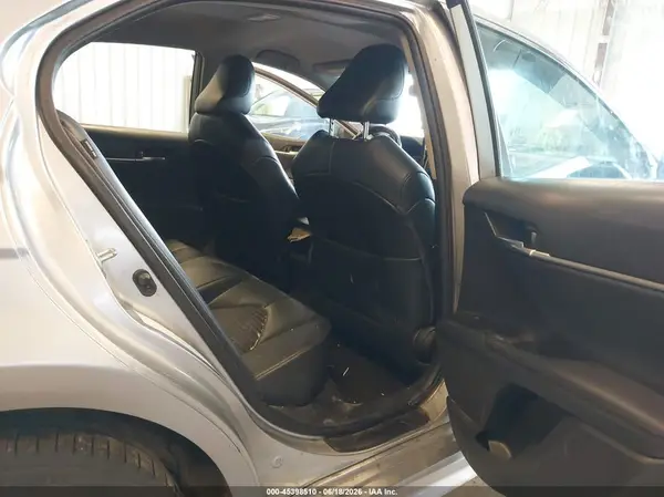 4T1G11AK4MU591400 2021 TOYOTA CAMRY - Image 8
