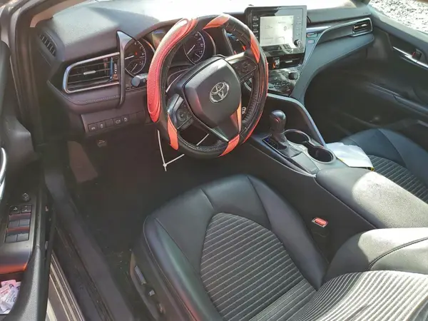 4T1G11AK4MU592806 2021 TOYOTA CAMRY - Image 8