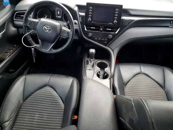 4T1G11AK4MU597682 2021 TOYOTA CAMRY - Image 8