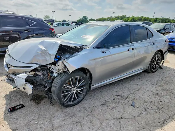 4T1G11AK4MU598007 2021 TOYOTA CAMRY - Image 1