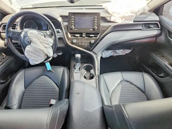 4T1G11AK4MU598007 2021 TOYOTA CAMRY - Image 8