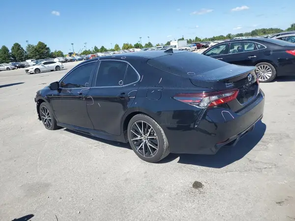 4T1G11AK4MU602413 2021 TOYOTA CAMRY - Image 2