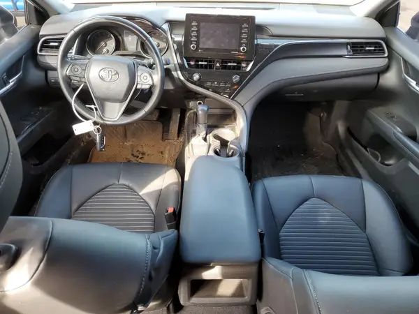 4T1G11AK4MU604100 2021 TOYOTA CAMRY - Image 8