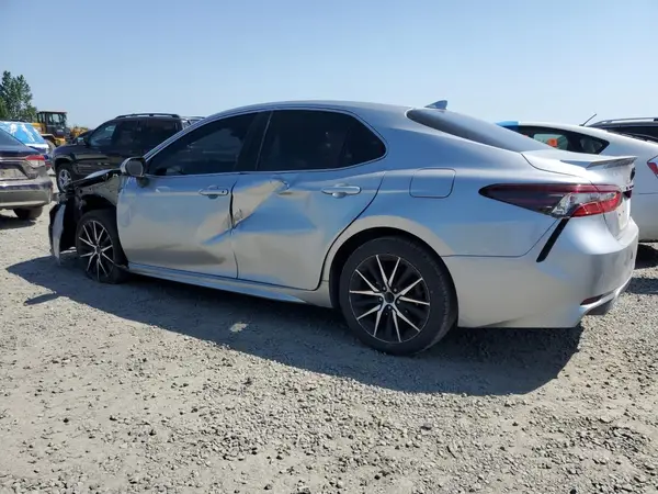 4T1G11AK4MU604114 2021 TOYOTA CAMRY - Image 2