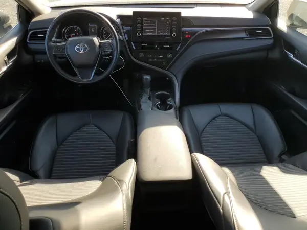4T1G11AK4MU604811 2021 TOYOTA CAMRY - Image 8