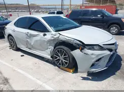 4T1G11AK4NU005831 2022 TOYOTA CAMRY