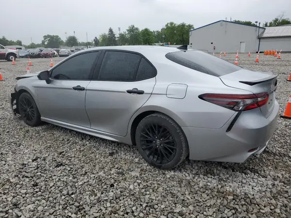 4T1G11AK4NU025481 2022 TOYOTA CAMRY - Image 2