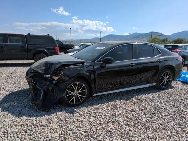 4T1G11AK4NU030096 2022 TOYOTA CAMRY - Image 1