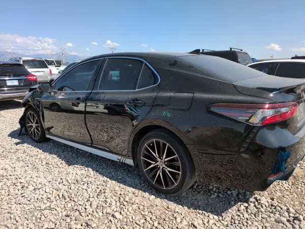 4T1G11AK4NU030096 2022 TOYOTA CAMRY - Image 2