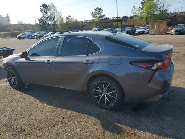 4T1G11AK4NU043009 2022 TOYOTA CAMRY - Image 2