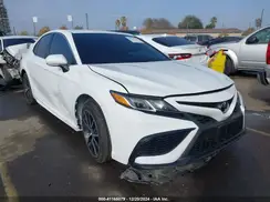 4T1G11AK4NU050817 2022 TOYOTA CAMRY