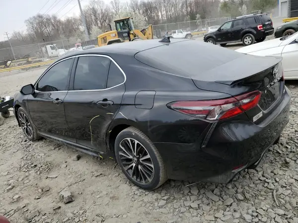 4T1G11AK4NU060473 2022 TOYOTA CAMRY - Image 2