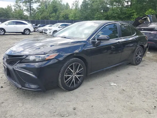 4T1G11AK4NU062109 2022 TOYOTA CAMRY - Image 1
