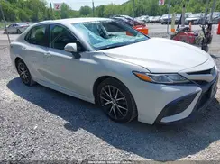 4T1G11AK4NU063700 2022 TOYOTA CAMRY