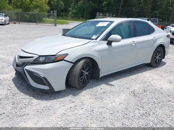 4T1G11AK4NU064314 2022 TOYOTA CAMRY - Image 2