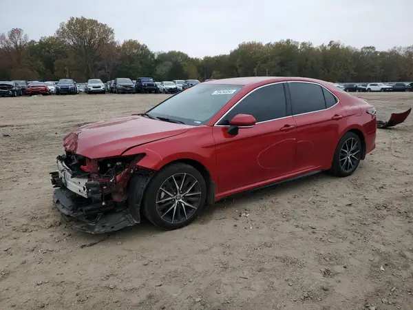 4T1G11AK4NU069223 2022 TOYOTA CAMRY - Image 1