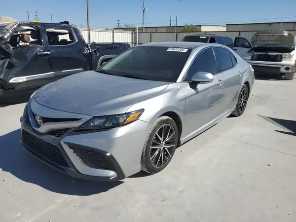 4T1G11AK4NU619407 2022 TOYOTA CAMRY - Image 1