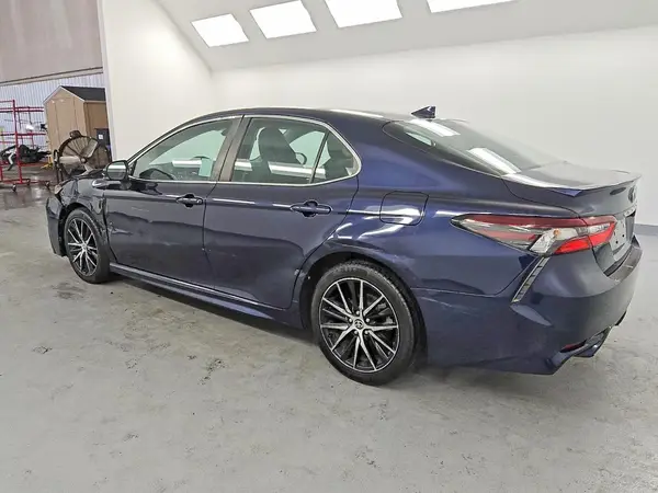 4T1G11AK4NU619603 2022 TOYOTA CAMRY - Image 2