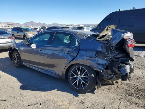 4T1G11AK4NU635364 2022 TOYOTA CAMRY - Image 2