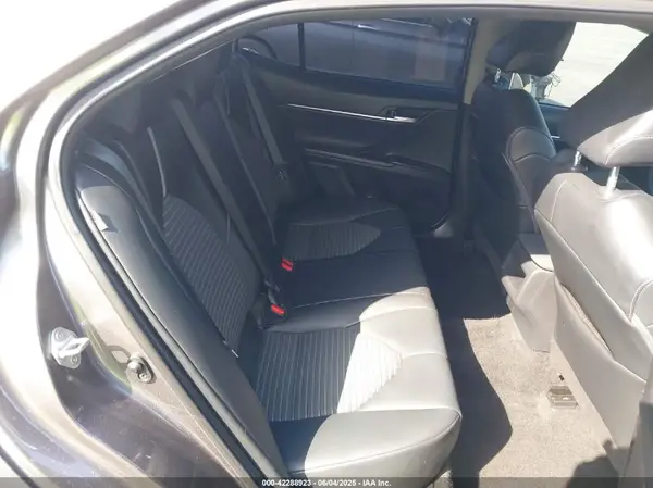 4T1G11AK4NU643125 2022 TOYOTA CAMRY - Image 8