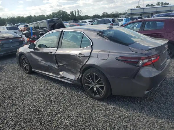4T1G11AK4NU649443 2022 TOYOTA CAMRY - Image 2