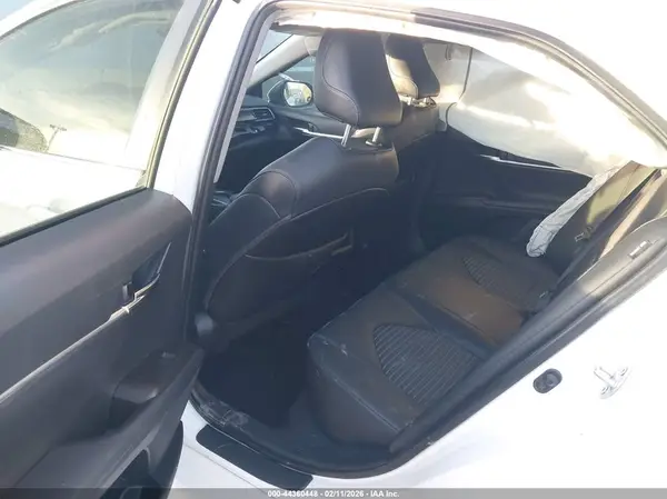 4T1G11AK4NU659437 2022 TOYOTA CAMRY - Image 8