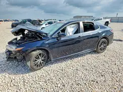 4T1G11AK4NU660975 2022 TOYOTA CAMRY