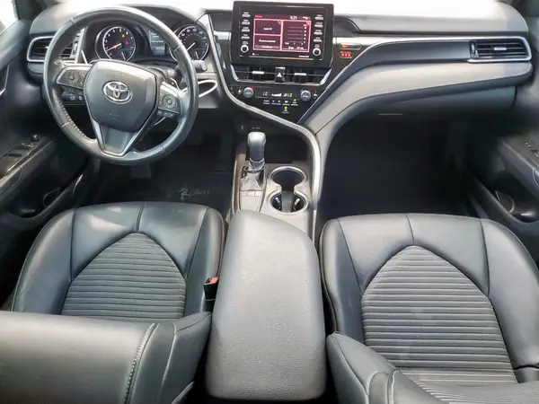 4T1G11AK4NU661382 2022 TOYOTA CAMRY - Image 8