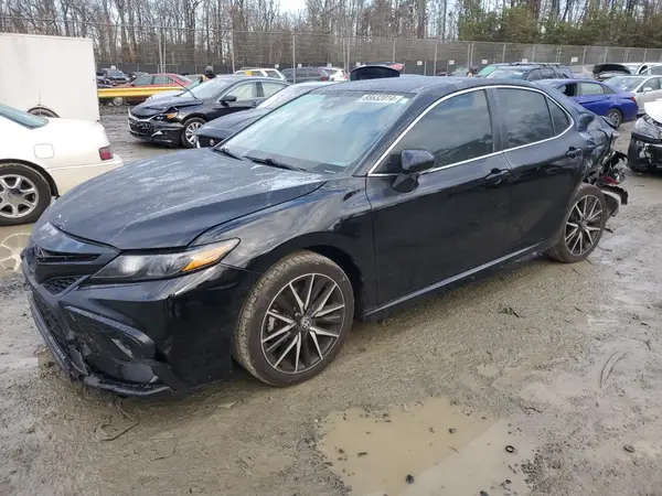 4T1G11AK4NU663147 2022 TOYOTA CAMRY - Image 1