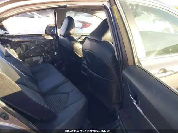 4T1G11AK4NU665108 2022 TOYOTA CAMRY - Image 8