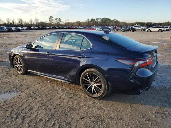 4T1G11AK4NU666355 2022 TOYOTA CAMRY - Image 2