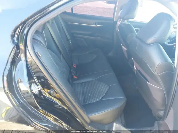 4T1G11AK4NU667859 2022 TOYOTA CAMRY - Image 8