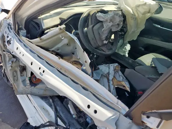 4T1G11AK4NU669563 2022 TOYOTA CAMRY - Image 8
