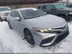 4T1G11AK4NU670535 2022 TOYOTA CAMRY