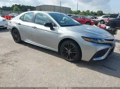 4T1G11AK4NU675590 2022 TOYOTA CAMRY