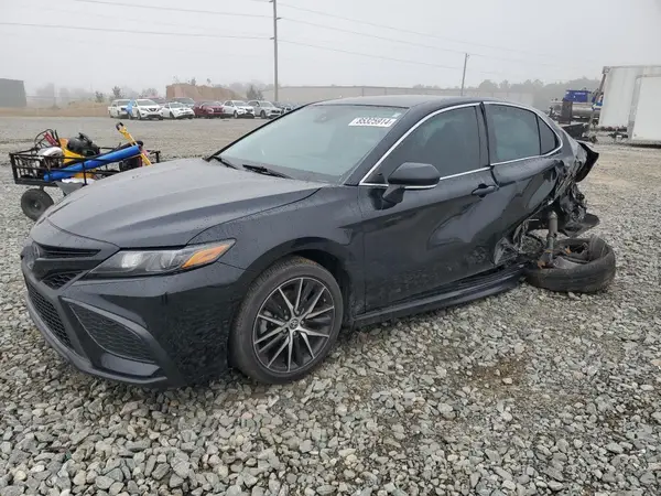 4T1G11AK4NU676836 2022 TOYOTA CAMRY - Image 1