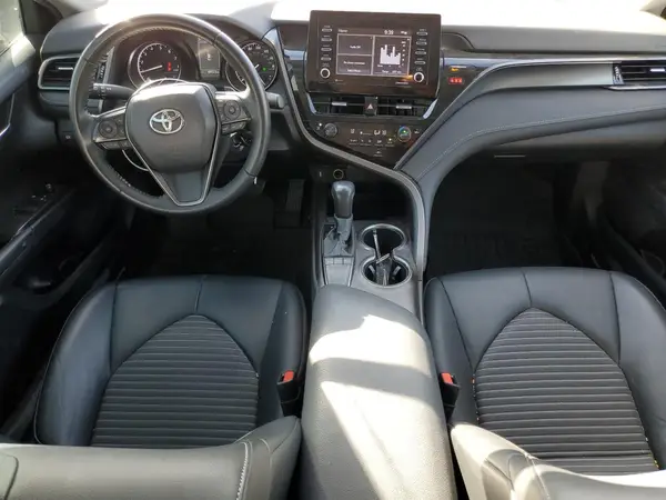4T1G11AK4NU686203 2022 TOYOTA CAMRY - Image 8