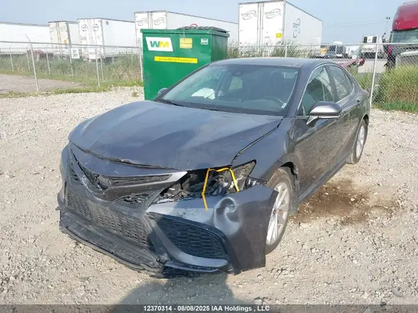 4T1G11AK4NU693510 2022 TOYOTA CAMRY - Image 2