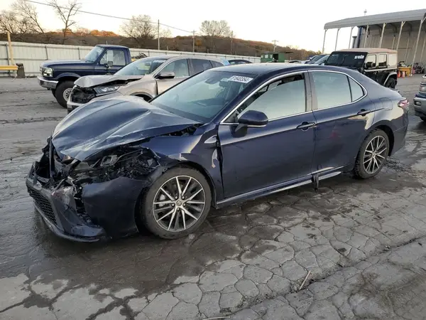 4T1G11AK4NU697976 2022 TOYOTA CAMRY - Image 1