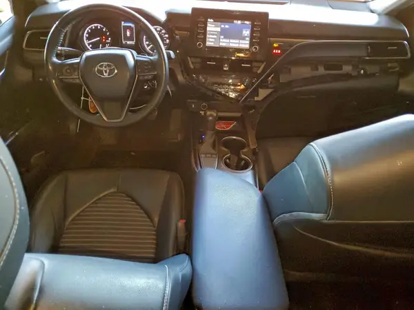 4T1G11AK4NU706109 2022 TOYOTA CAMRY - Image 8