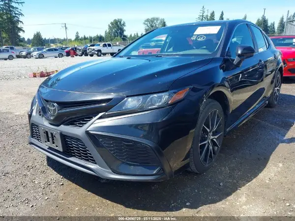4T1G11AK4NU706403 2022 TOYOTA CAMRY - Image 2