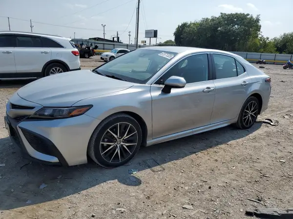 4T1G11AK4NU707373 2022 TOYOTA CAMRY - Image 1