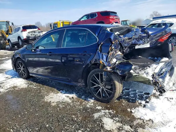 4T1G11AK4NU709401 2022 TOYOTA CAMRY - Image 2
