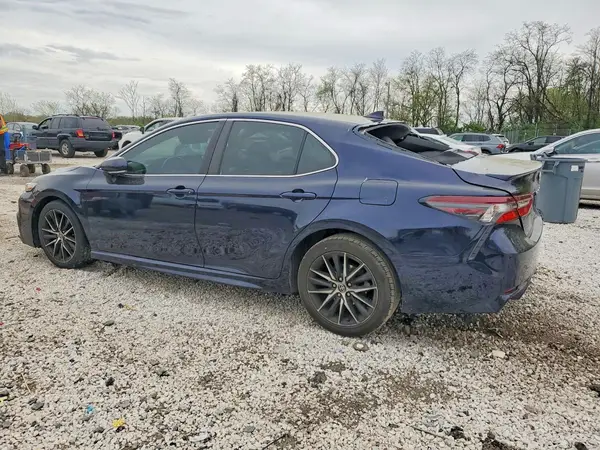 4T1G11AK4NU714095 2022 TOYOTA CAMRY - Image 2