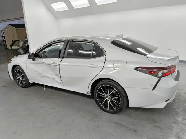 4T1G11AK4PU093413 2023 TOYOTA CAMRY - Image 2
