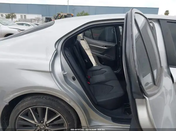 4T1G11AK4PU104071 2023 TOYOTA CAMRY - Image 8