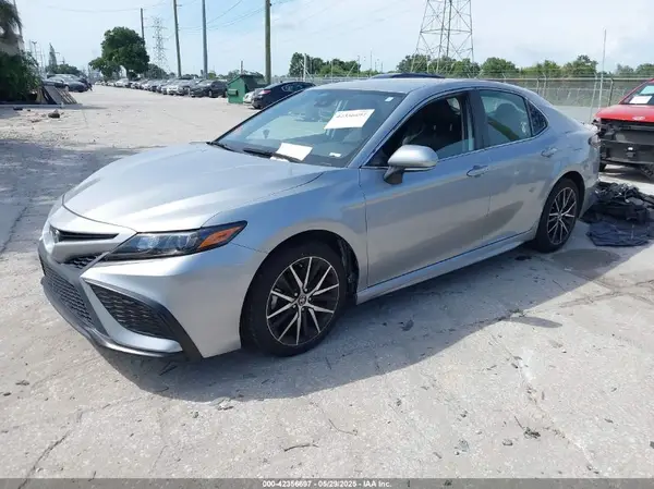 4T1G11AK4PU121548 2023 TOYOTA CAMRY - Image 2