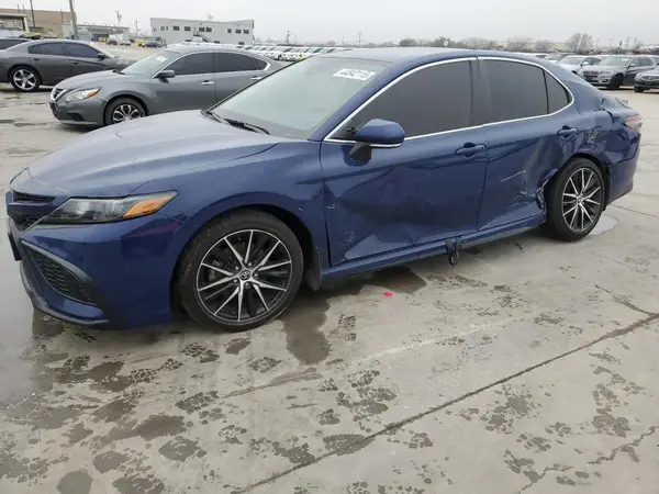 4T1G11AK4PU131321 2023 TOYOTA CAMRY - Image 1