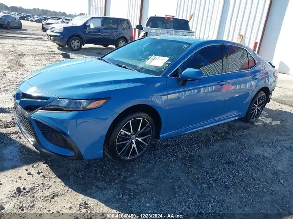 4T1G11AK4PU134705 2023 TOYOTA CAMRY - Image 2